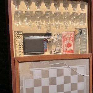 Hardwood Chess + Extra Set